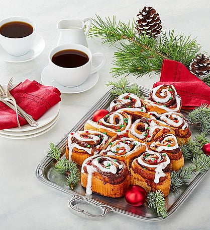 Cinnamon Roll Christmas Tree