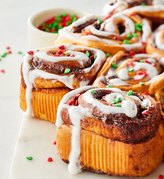 Cinnamon Roll Christmas Tree
