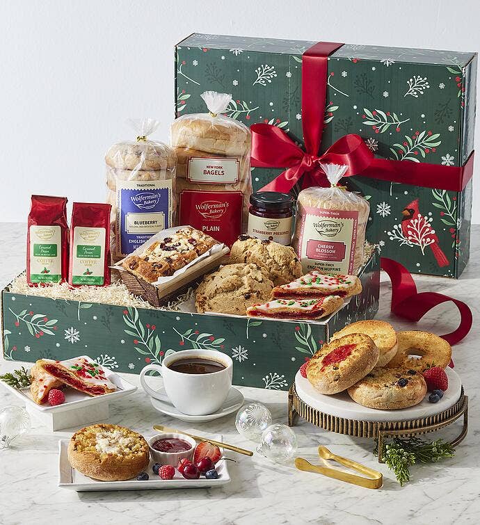 Deluxe Holiday Berry Breakfast Box